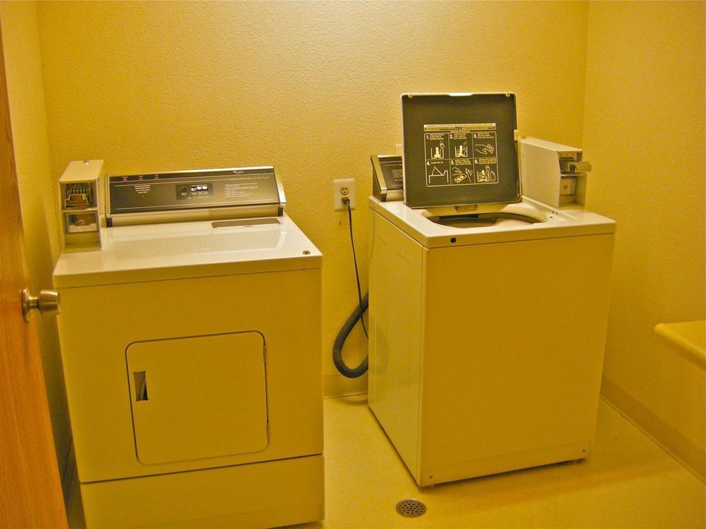 Super 8 By Wyndham The Dalles Or Zewnętrze zdjęcie