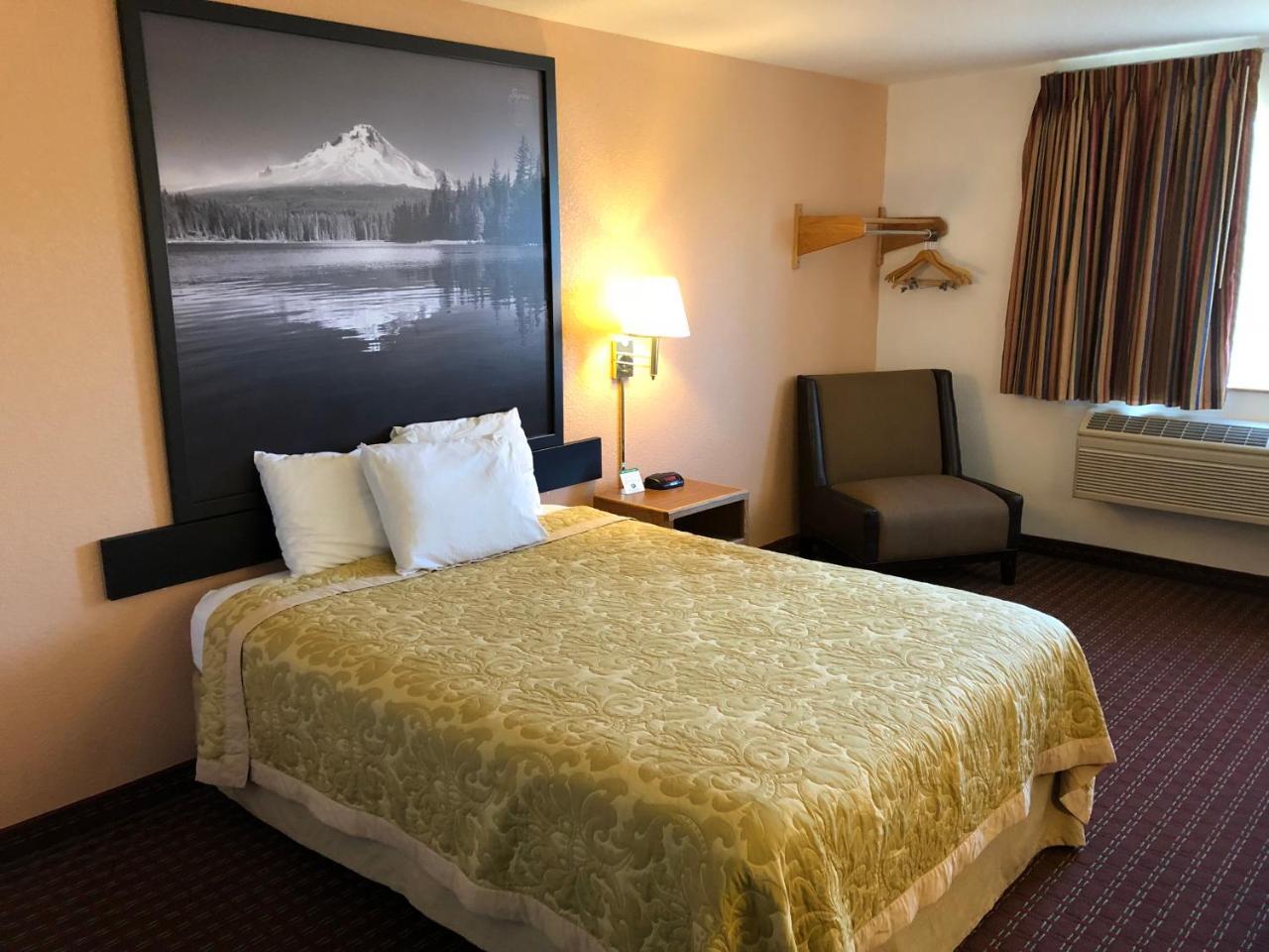 Super 8 By Wyndham The Dalles Or Zewnętrze zdjęcie