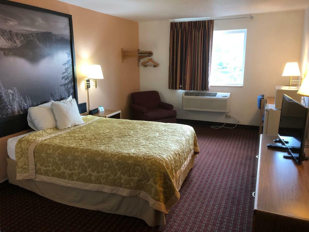Super 8 By Wyndham The Dalles Or Zewnętrze zdjęcie